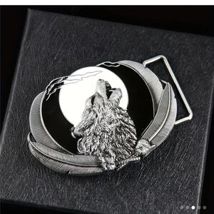 New men's native American Indian indigenous feathers wolf moon belt buckle